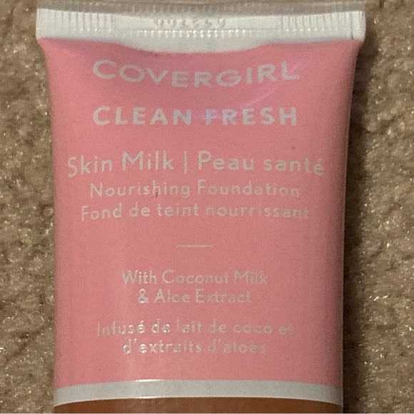 CoverGirl Clean Fresh Skin Milk Nourishing Foundation Vegan New #630 Deep/Dark - Picture 11 of 11
